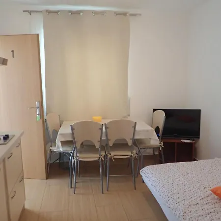 Studio Jasna * Starigrad Paklenica