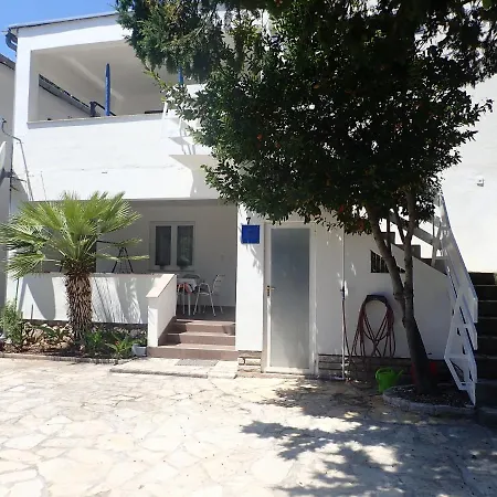 Studio Jasna Apartment Starigrad Paklenica